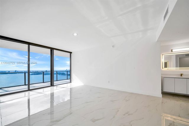 700 NE 24th St 4702, Miami, FL 33137
