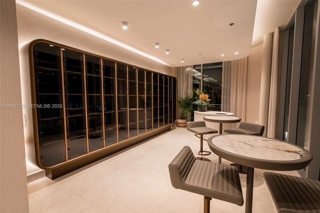 700 NE 24th St 4702, Miami, FL 33137