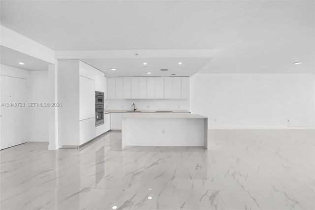 700 NE 24th St 4702, Miami, FL 33137