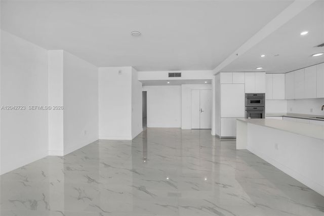 700 NE 24th St 4702, Miami, FL 33137