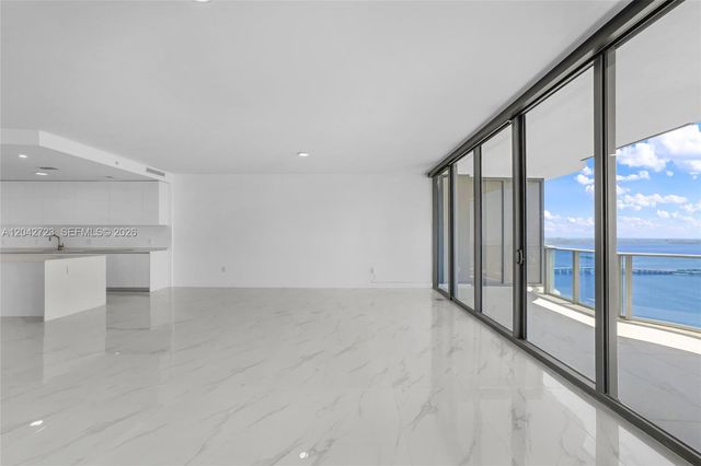 700 NE 24th St 4702, Miami, FL 33137