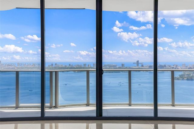 700 NE 24th St 4702, Miami, FL 33137