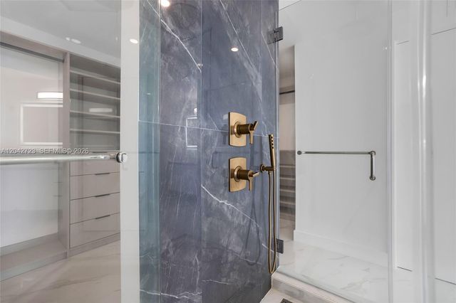 700 NE 24th St 4702, Miami, FL 33137
