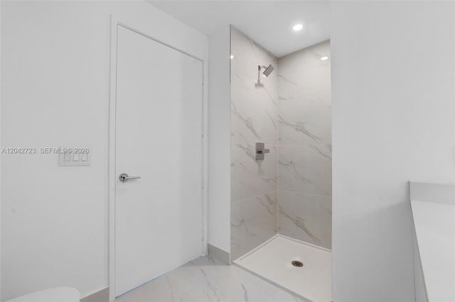 700 NE 24th St 4702, Miami, FL 33137