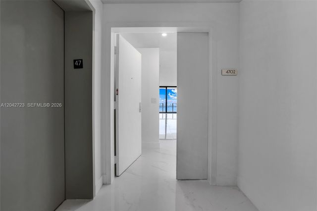 700 NE 24th St 4702, Miami, FL 33137