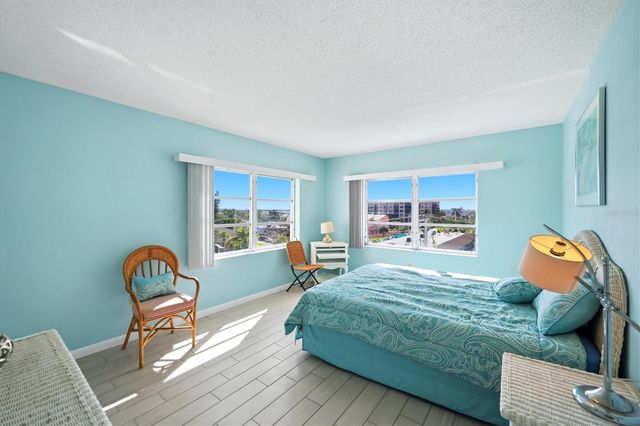 800 BENJAMIN FRANKLIN DRIVE 501, Sarasota, FL 34236