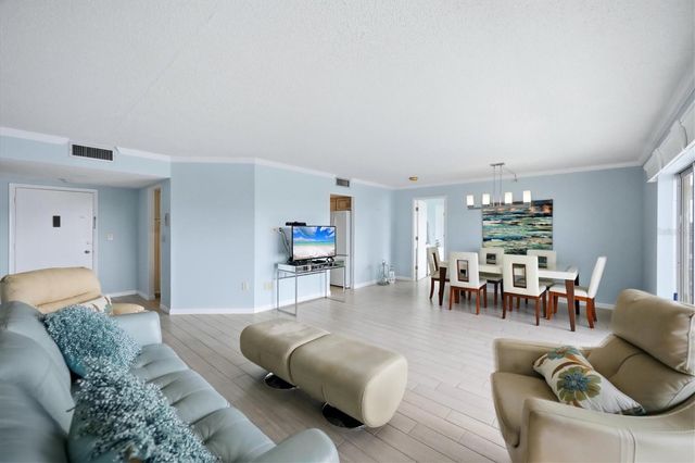 800 BENJAMIN FRANKLIN DRIVE 501, Sarasota, FL 34236