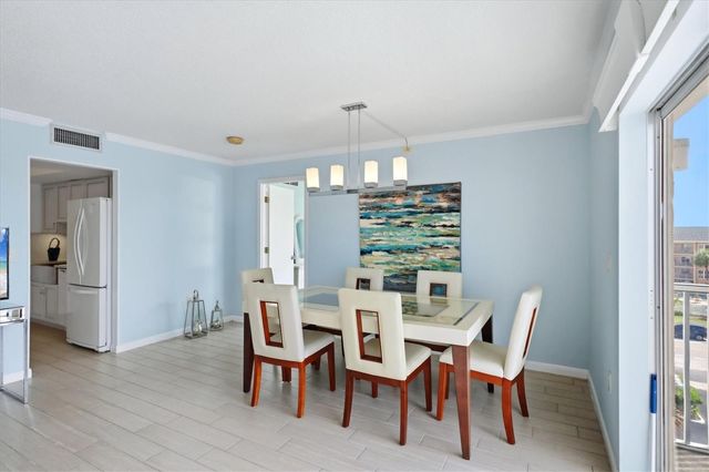 800 BENJAMIN FRANKLIN DRIVE 501, Sarasota, FL 34236