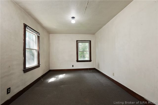 825 Morningside Drive, Jeffersonville, IN 47130