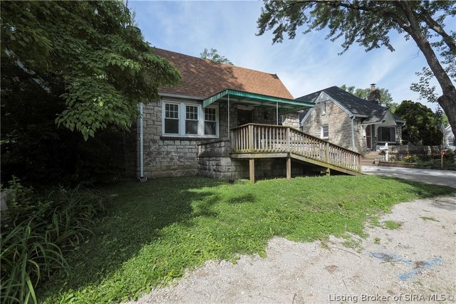 825 Morningside Drive, Jeffersonville, IN 47130