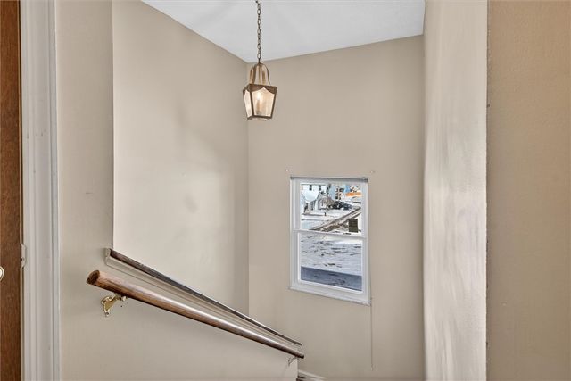 10 Mckinley Sq, Coraopolis, PA 15108