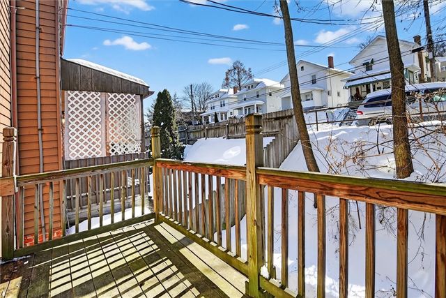 10 Mckinley Sq, Coraopolis, PA 15108