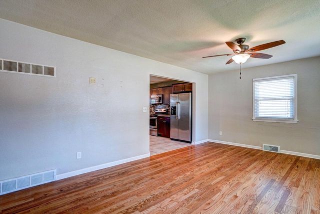 4015 Harding ROAD, Kenosha, WI 53142