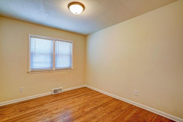 4015 Harding ROAD, Kenosha, WI 53142