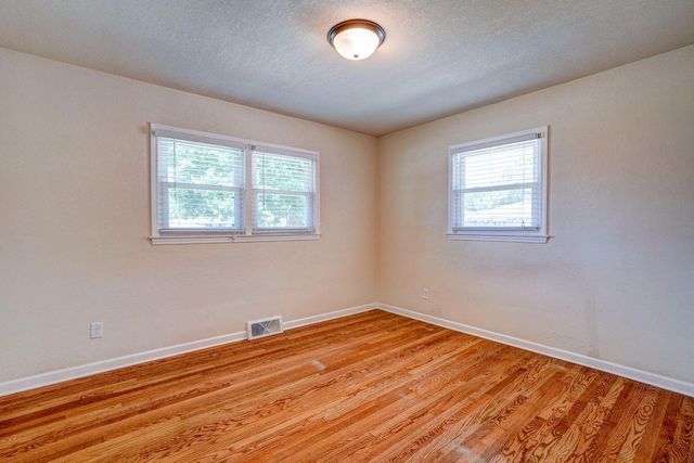 4015 Harding ROAD, Kenosha, WI 53142