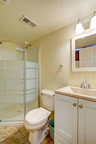 4015 Harding ROAD, Kenosha, WI 53142