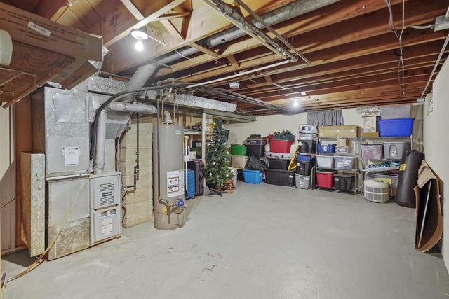 4015 Harding ROAD, Kenosha, WI 53142
