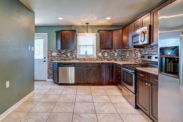 4015 Harding ROAD, Kenosha, WI 53142