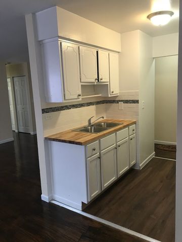 5848 N KENMORE Avenue 207, Chicago, IL 60660