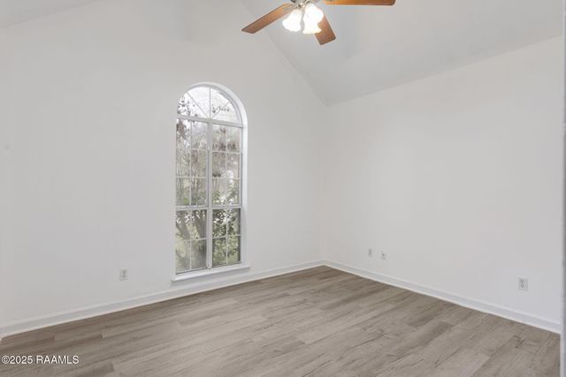 103 Cricklade Court, Youngsville, LA 70592