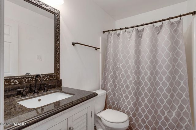 103 Cricklade Court, Youngsville, LA 70592