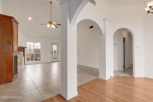 103 Cricklade Court, Youngsville, LA 70592