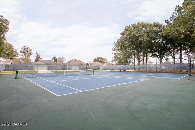 103 Cricklade Court, Youngsville, LA 70592