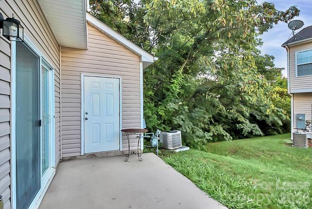 3558 Calpella Court, Charlotte, NC 28262