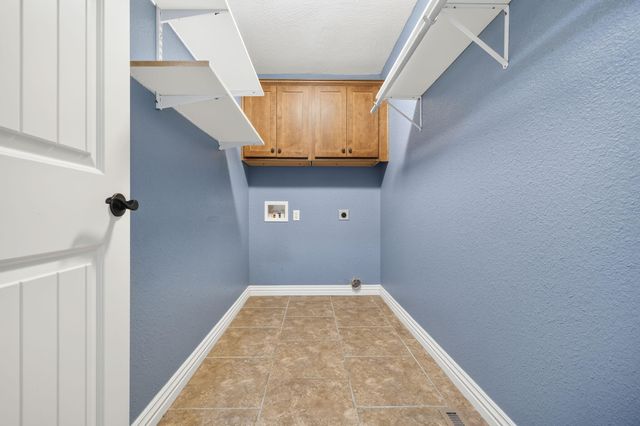 253 E Grace Street, Republic, MO 65738