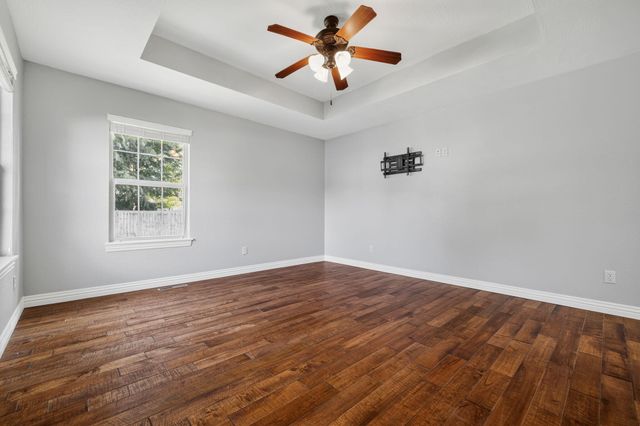 253 E Grace Street, Republic, MO 65738