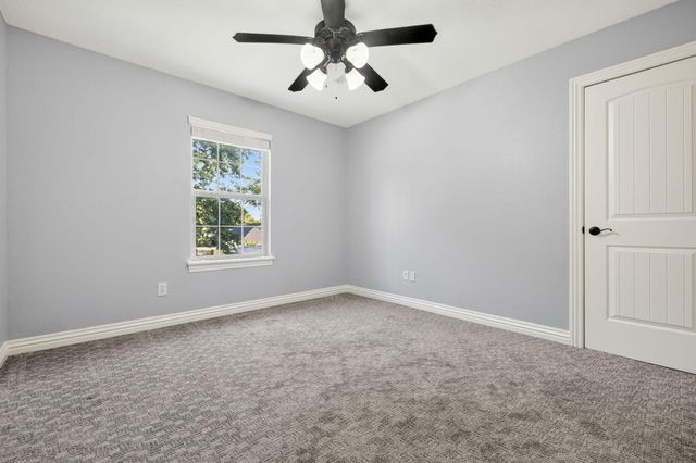 253 E Grace Street, Republic, MO 65738