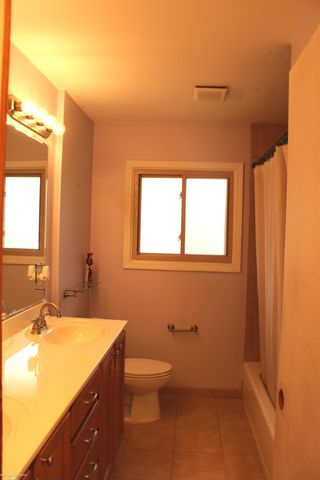 21181 Gordon Road, St Clair Shores, MI 48081