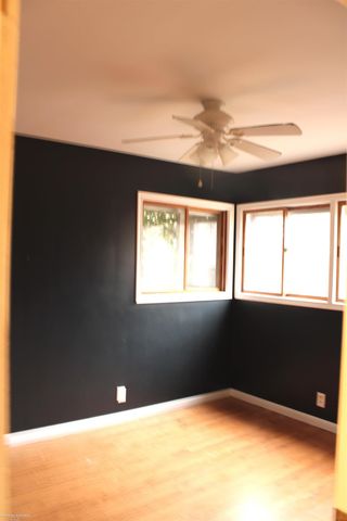 21181 Gordon Road, St Clair Shores, MI 48081