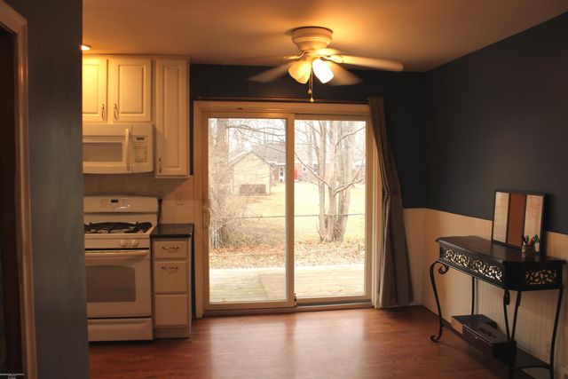 21181 Gordon Road, St Clair Shores, MI 48081