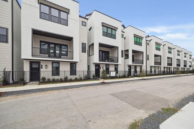 2214 Dennis Street, Houston, TX 77004