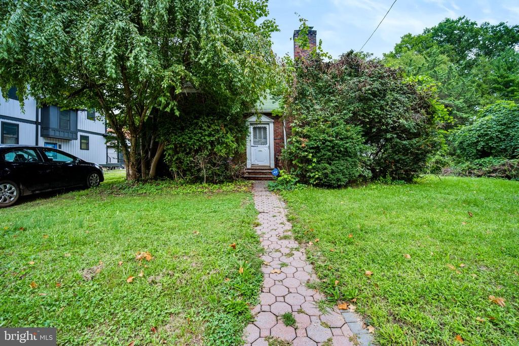 321 ASBURY AVE #, ELKINS PARK, PA 19027 — exterior