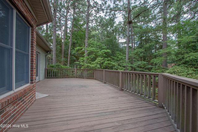 130 Landis Court, Southern Pines, NC 28387