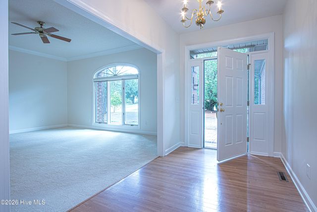 130 Landis Court, Southern Pines, NC 28387