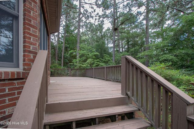 130 Landis Court, Southern Pines, NC 28387