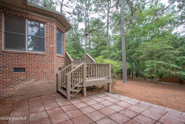 130 Landis Court, Southern Pines, NC 28387