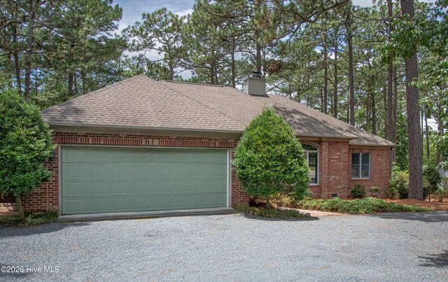 130 Landis Court, Southern Pines, NC 28387