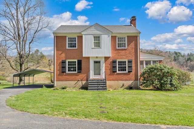 10388 Bent Mountain RD, Bent Mountain, VA 24059