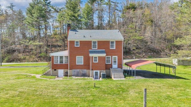 10388 Bent Mountain RD, Bent Mountain, VA 24059