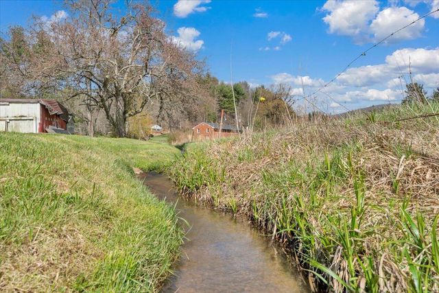 10388 Bent Mountain RD, Bent Mountain, VA 24059