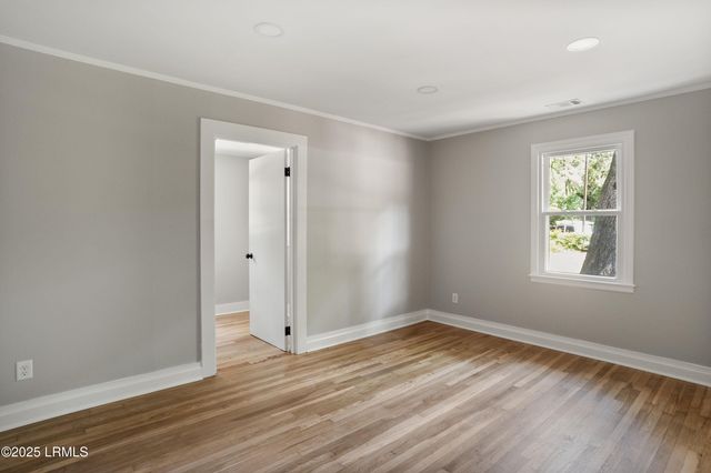 67 Sams Point Road, Beaufort, SC 29907
