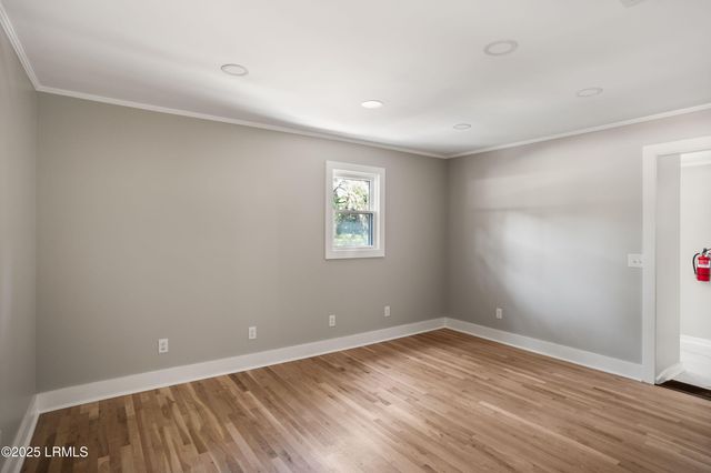 67 Sams Point Road, Beaufort, SC 29907