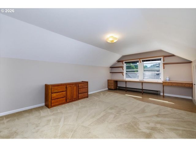 4718 N AMHERST St, Portland, OR 97203