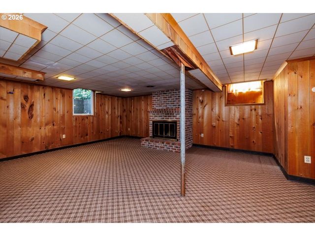 4718 N AMHERST St, Portland, OR 97203