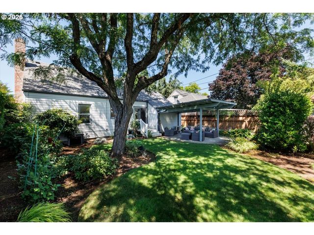4718 N AMHERST St, Portland, OR 97203