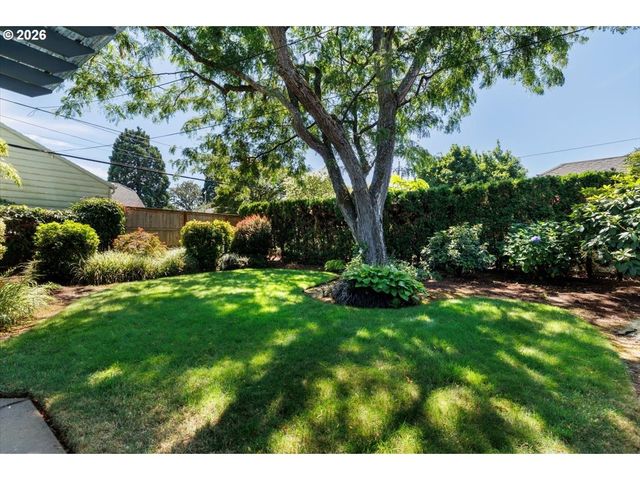 4718 N AMHERST St, Portland, OR 97203